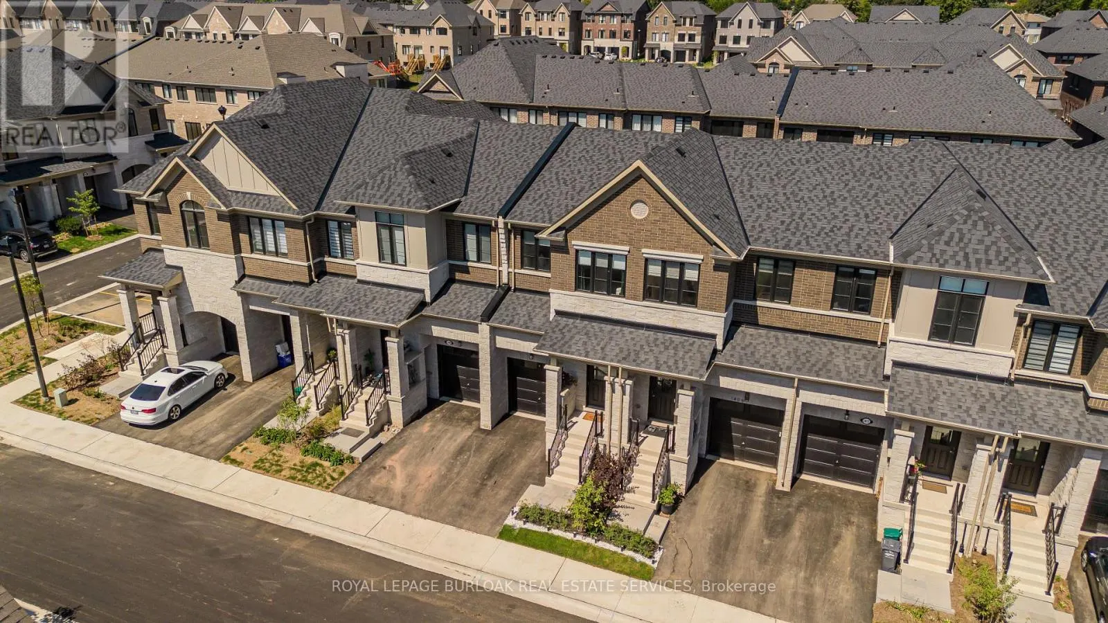 1407 OAKMONT COMMON