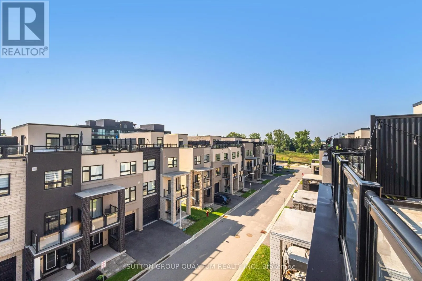 19 - 1121 COOKE BOULEVARD
