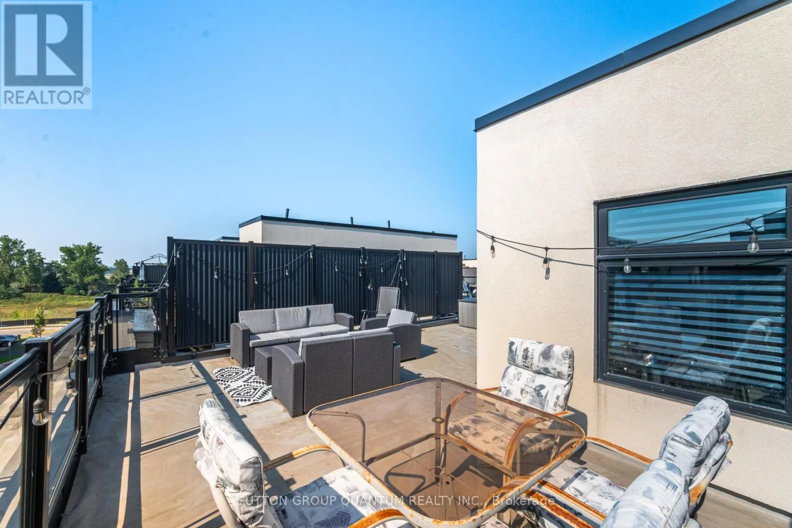 19 - 1121 COOKE BOULEVARD