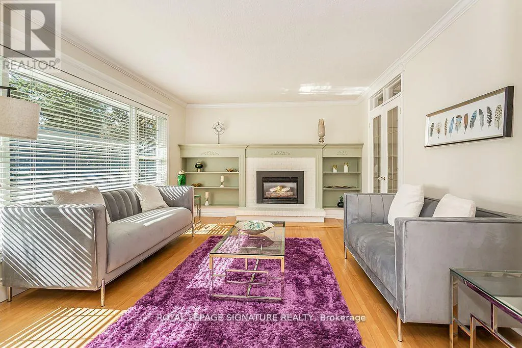 383 MAPLEHURST AVENUE