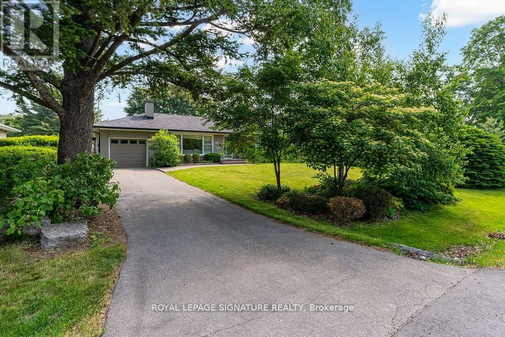 383 MAPLEHURST AVENUE