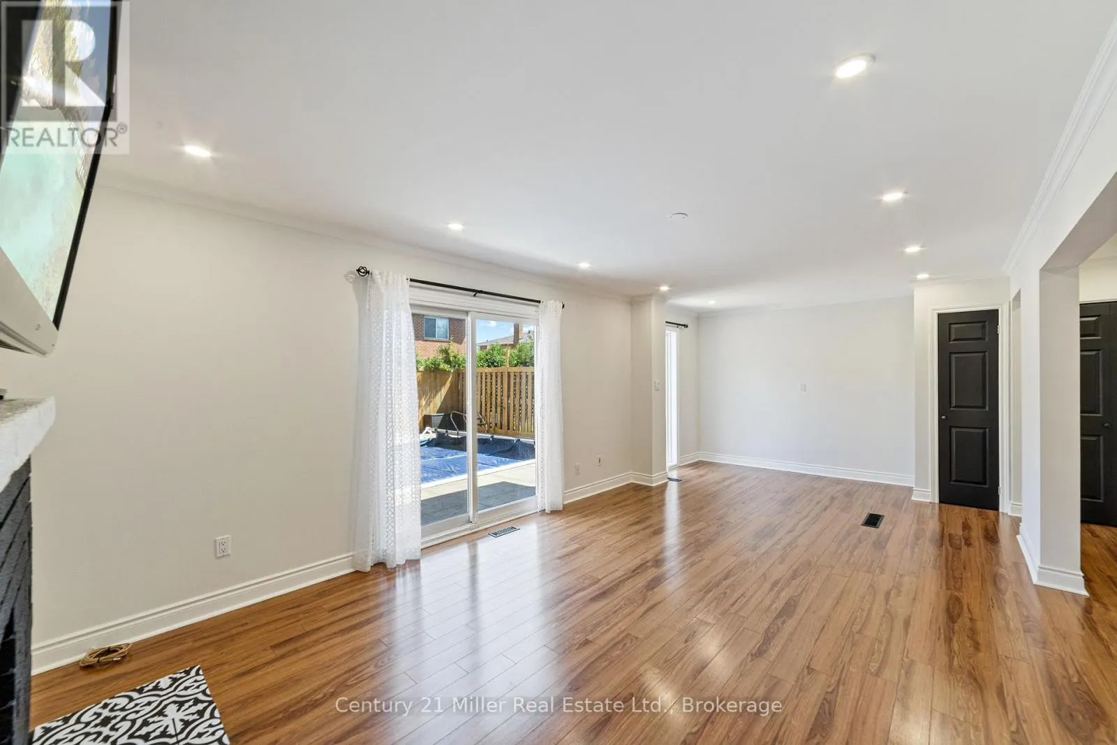 1363 HARMSWORTH SQUARE