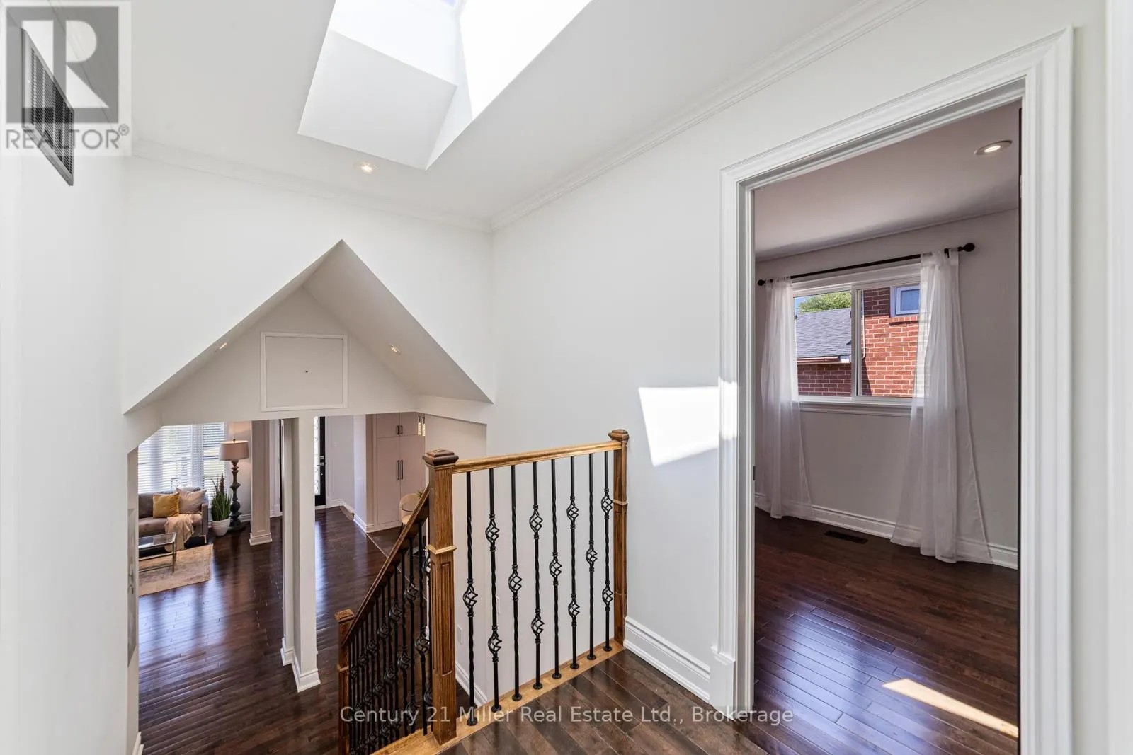 1363 HARMSWORTH SQUARE