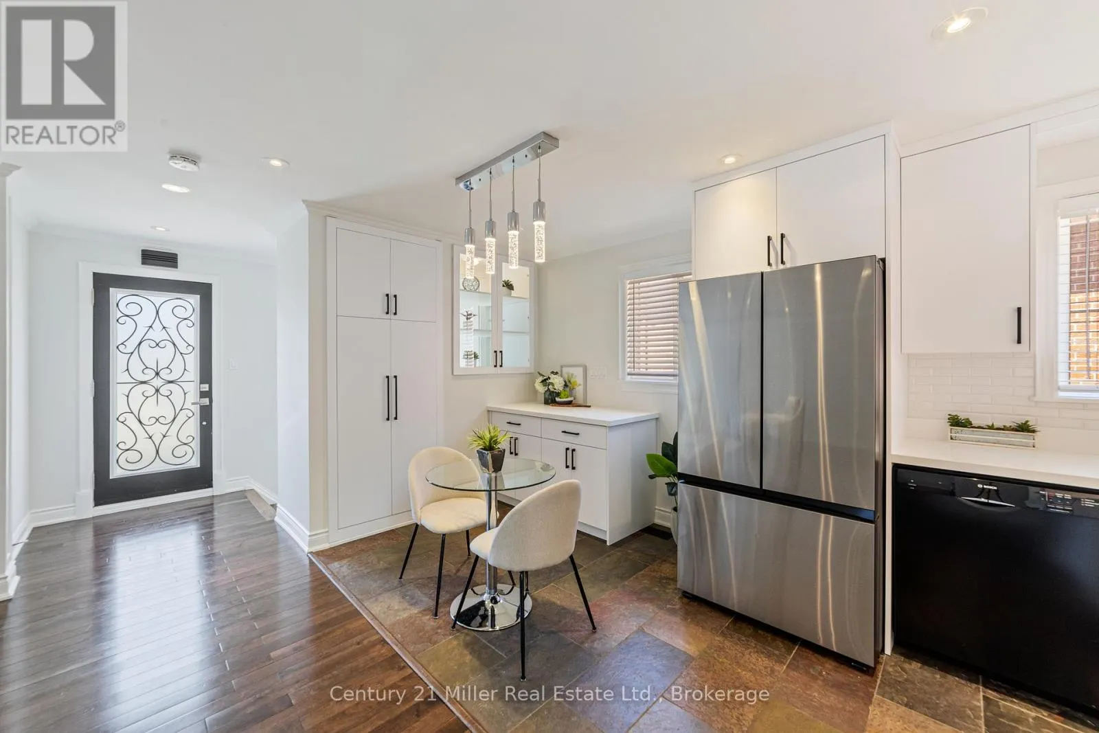 1363 HARMSWORTH SQUARE
