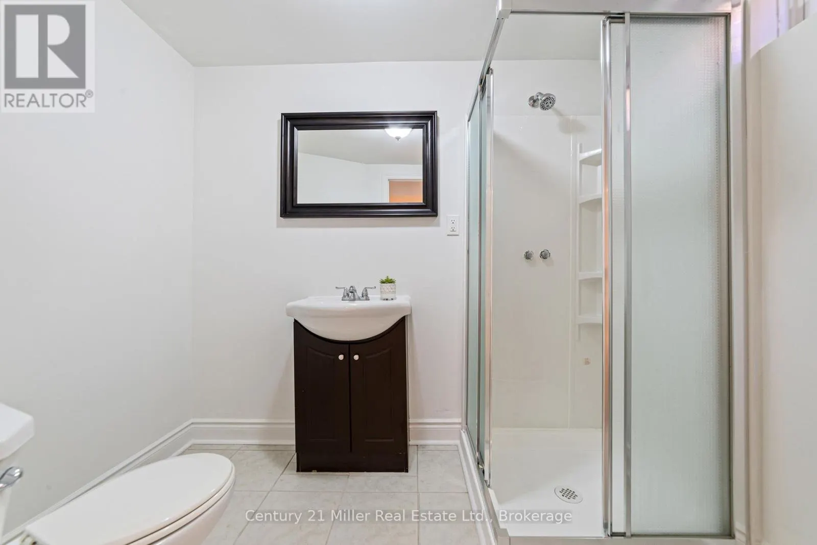 1363 HARMSWORTH SQUARE