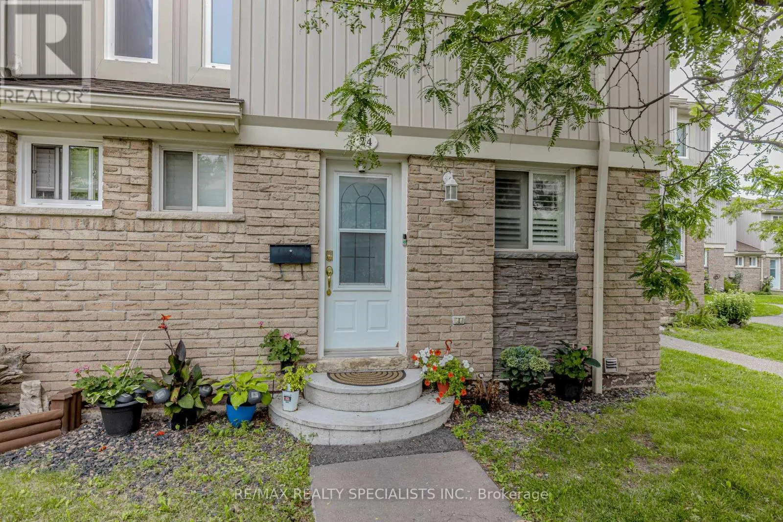 24 - 561 CHILDS DRIVE