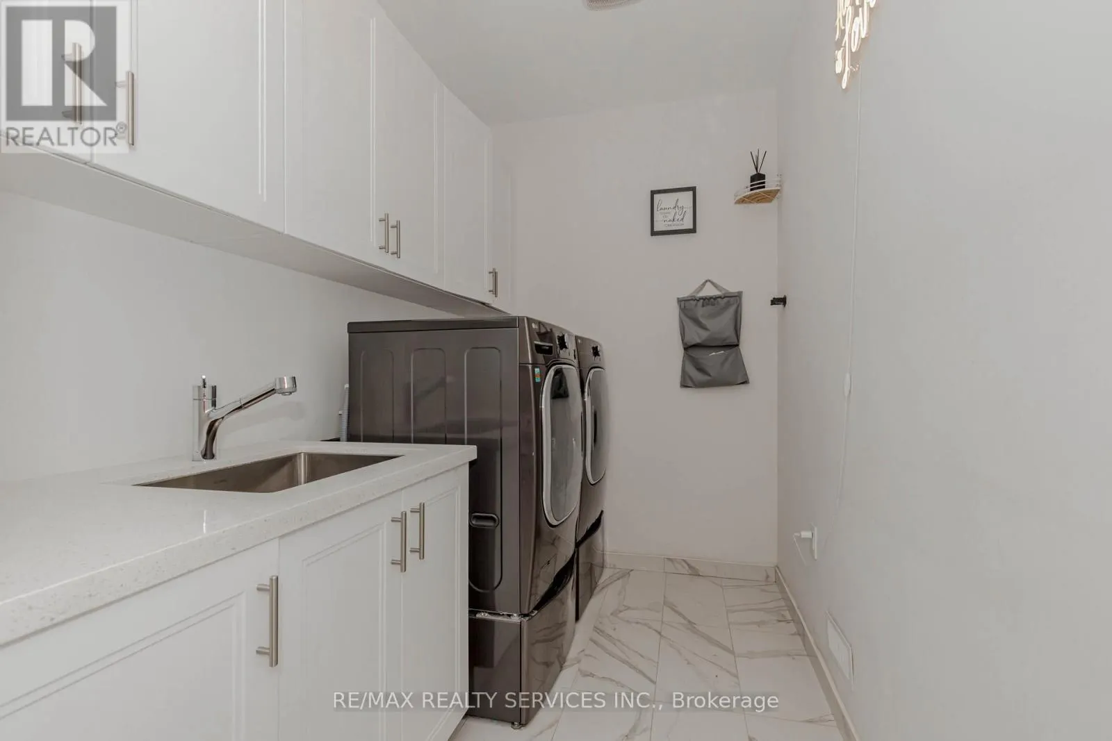 1217 IRONBRIDGE ROAD