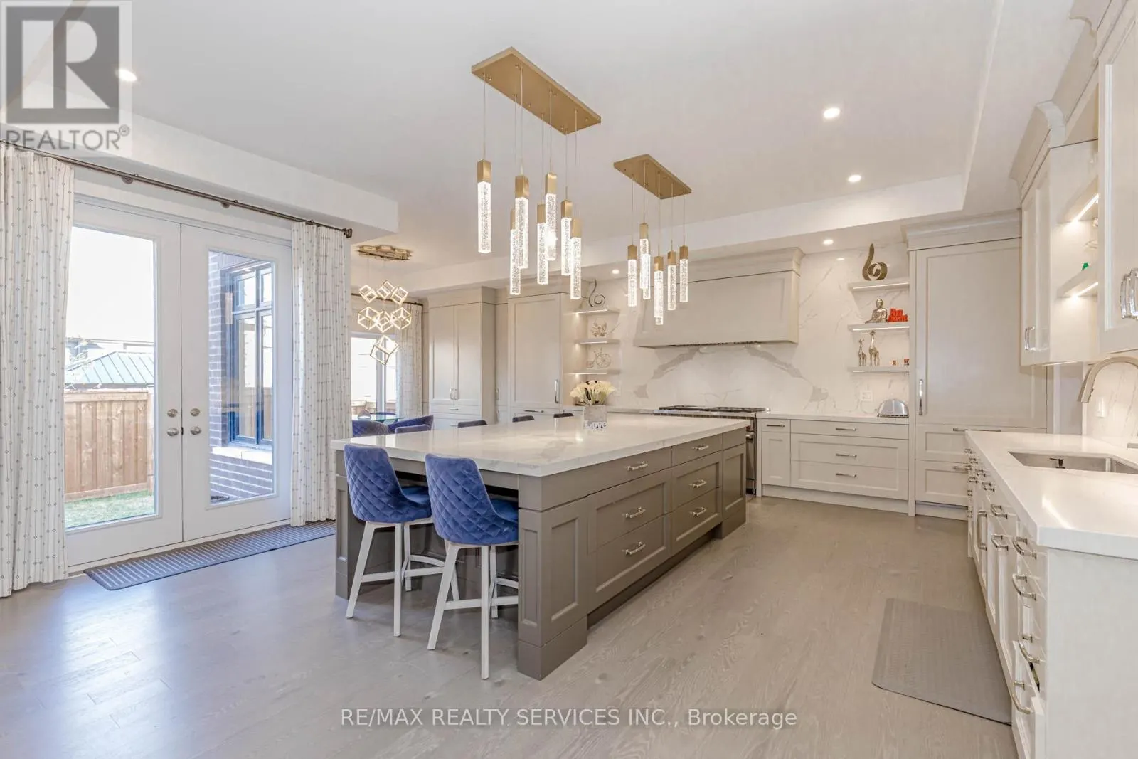 1217 IRONBRIDGE ROAD