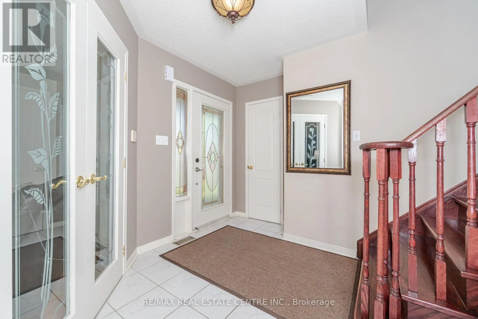 30 CREEKWOOD DRIVE