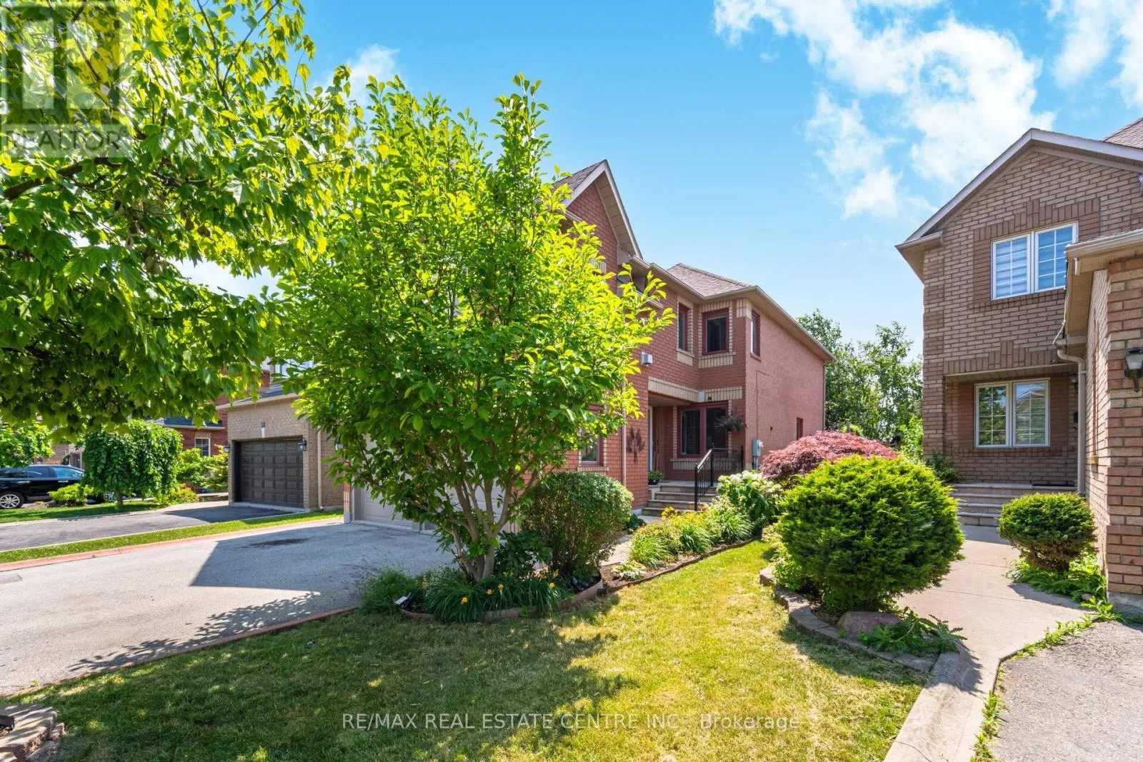30 CREEKWOOD DRIVE