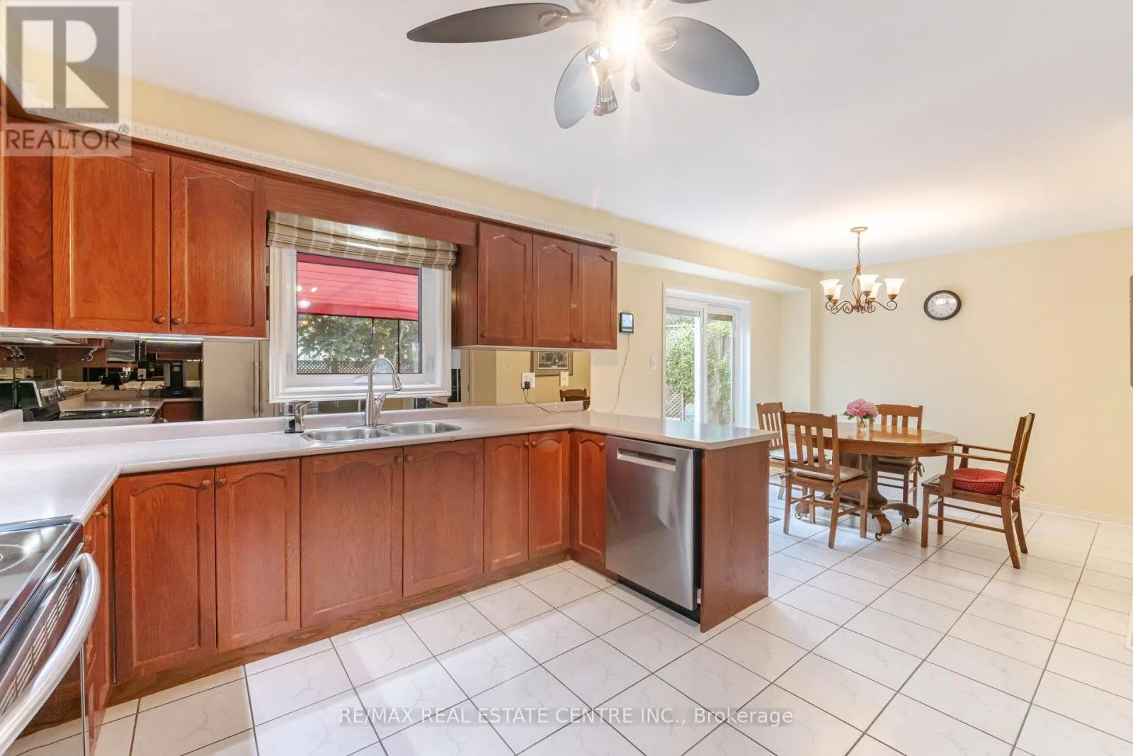 30 CREEKWOOD DRIVE
