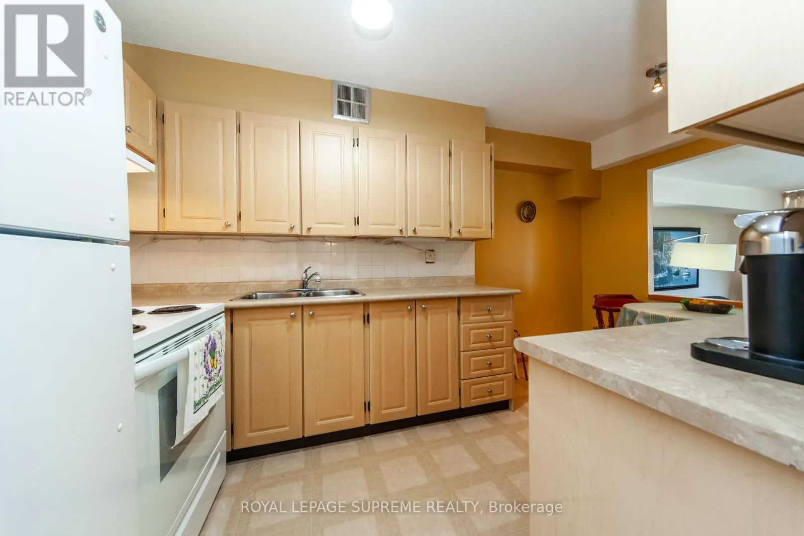 205 - 270 SCARLETT ROAD