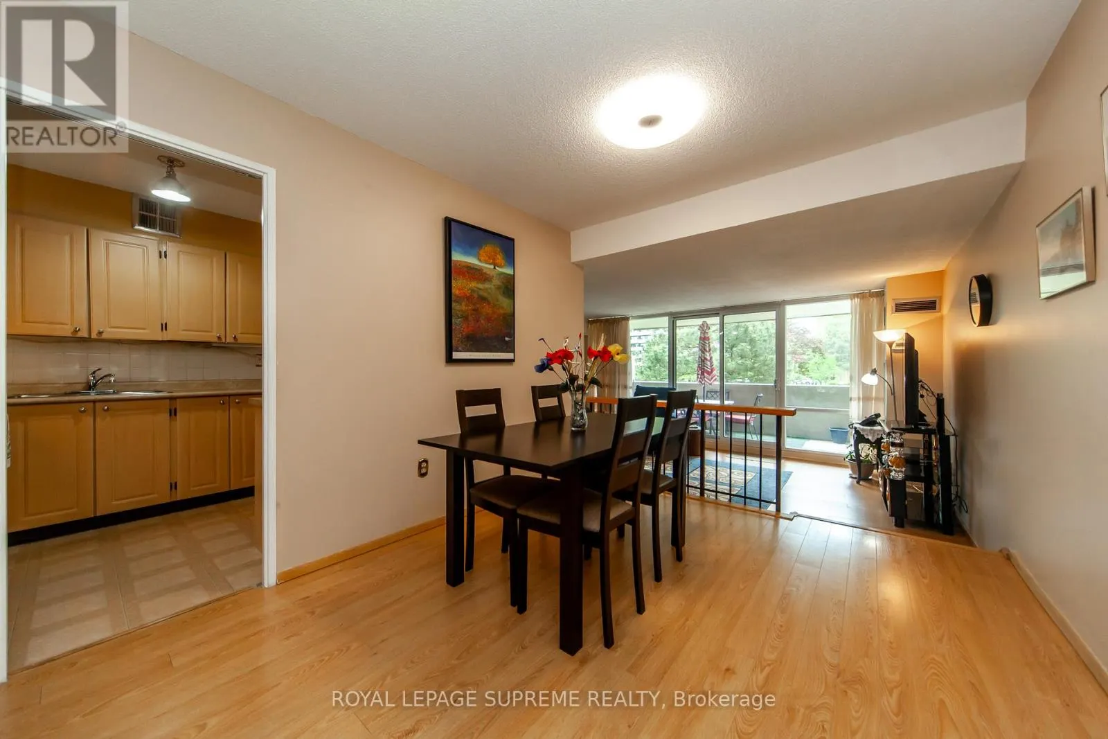 205 - 270 SCARLETT ROAD
