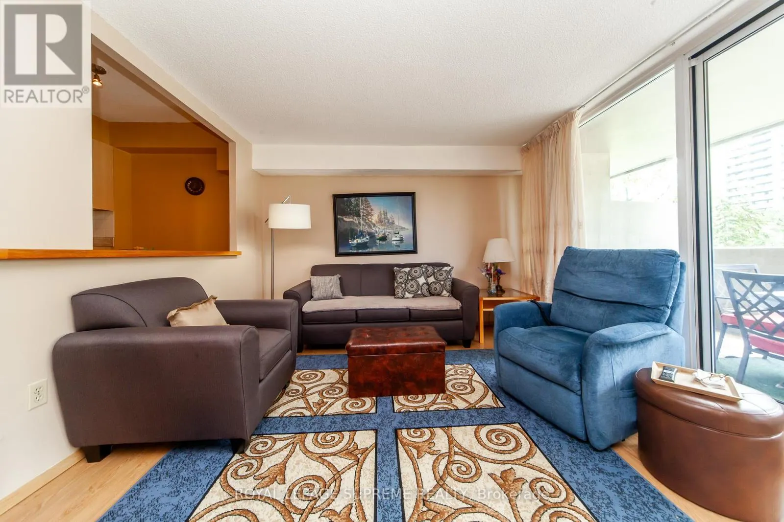 205 - 270 SCARLETT ROAD