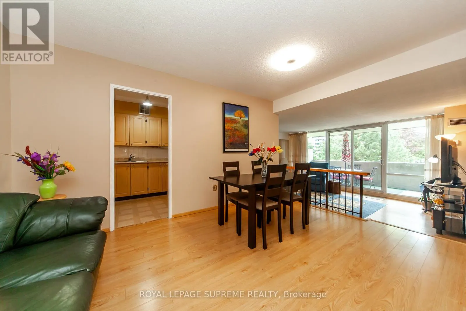 205 - 270 SCARLETT ROAD