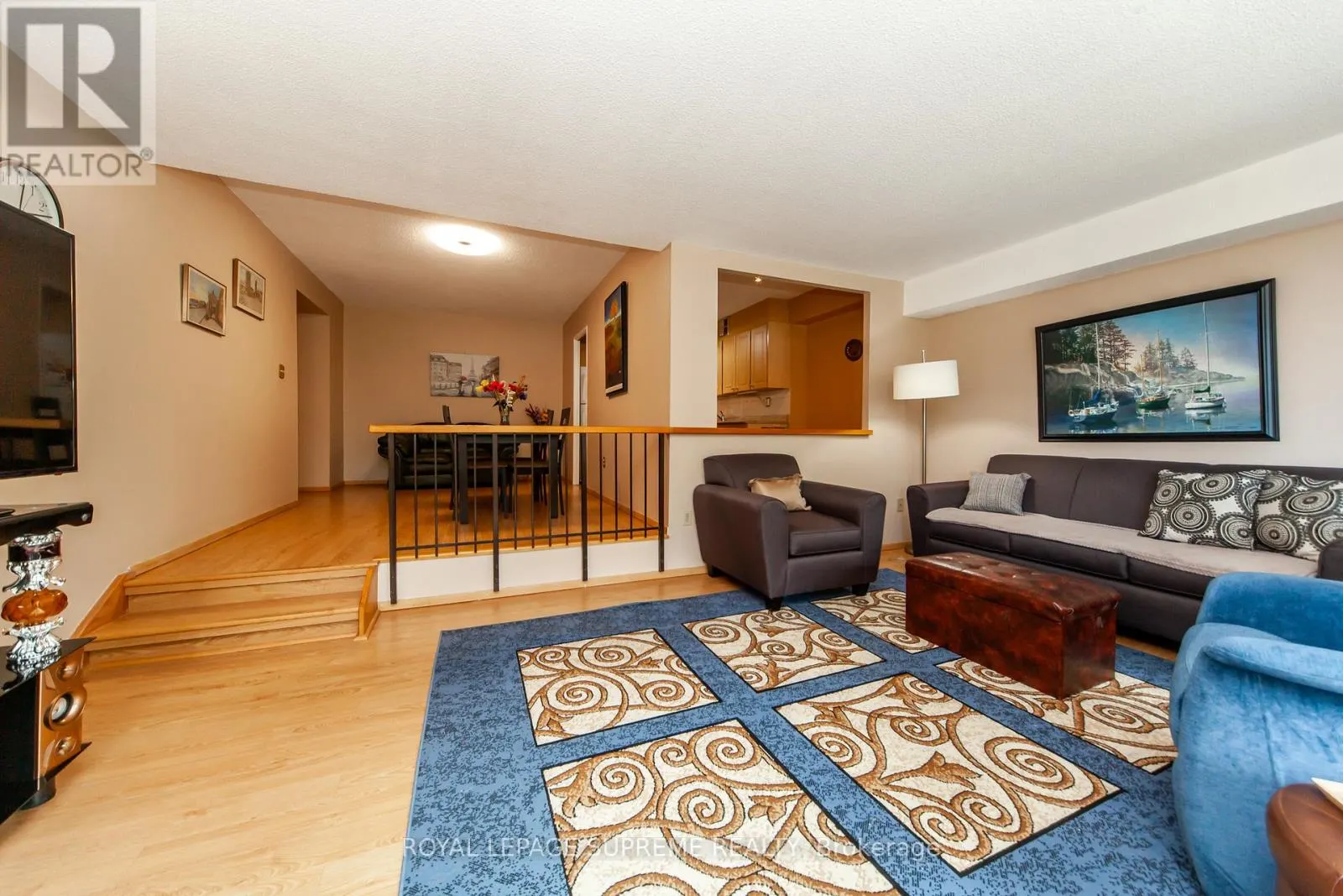 205 - 270 SCARLETT ROAD