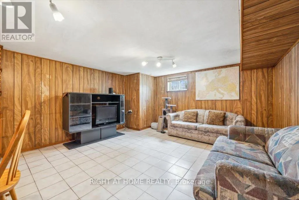 133 PRINCE CHARLES DRIVE