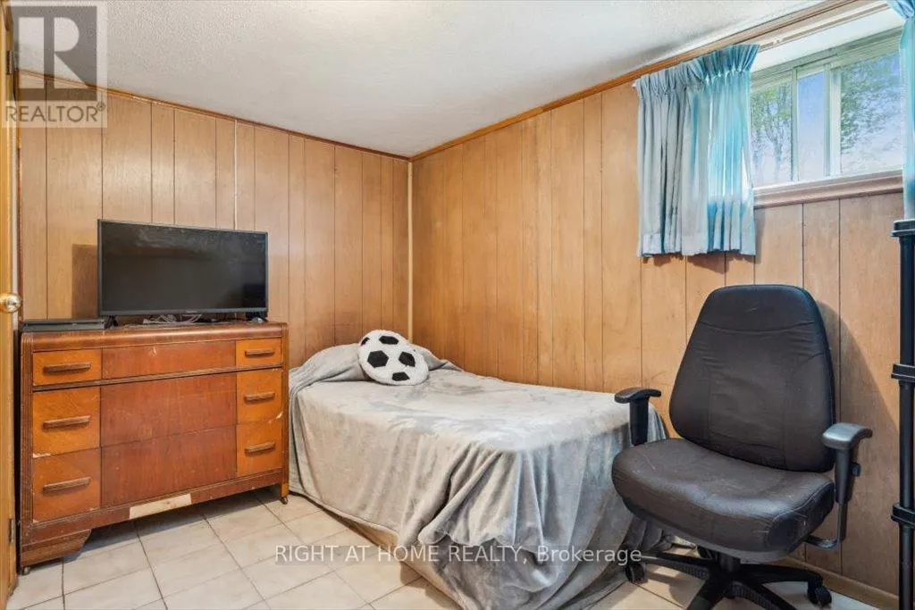 133 PRINCE CHARLES DRIVE