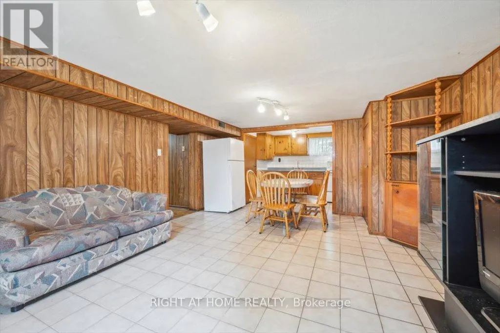 133 PRINCE CHARLES DRIVE