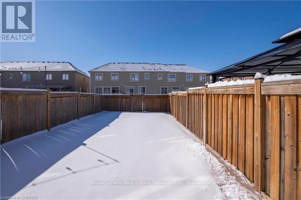 106 HANSON CRESCENT