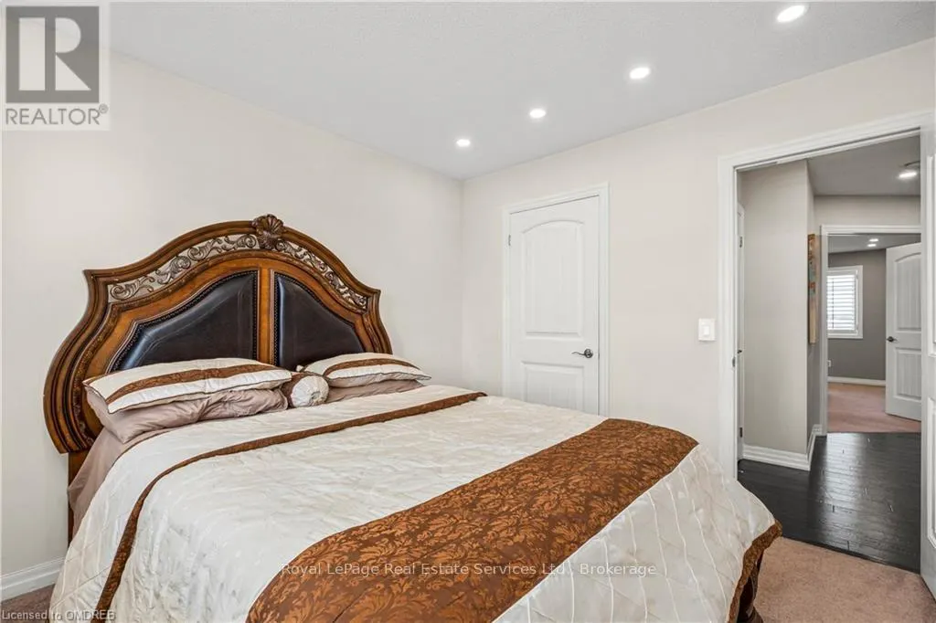 106 HANSON CRESCENT