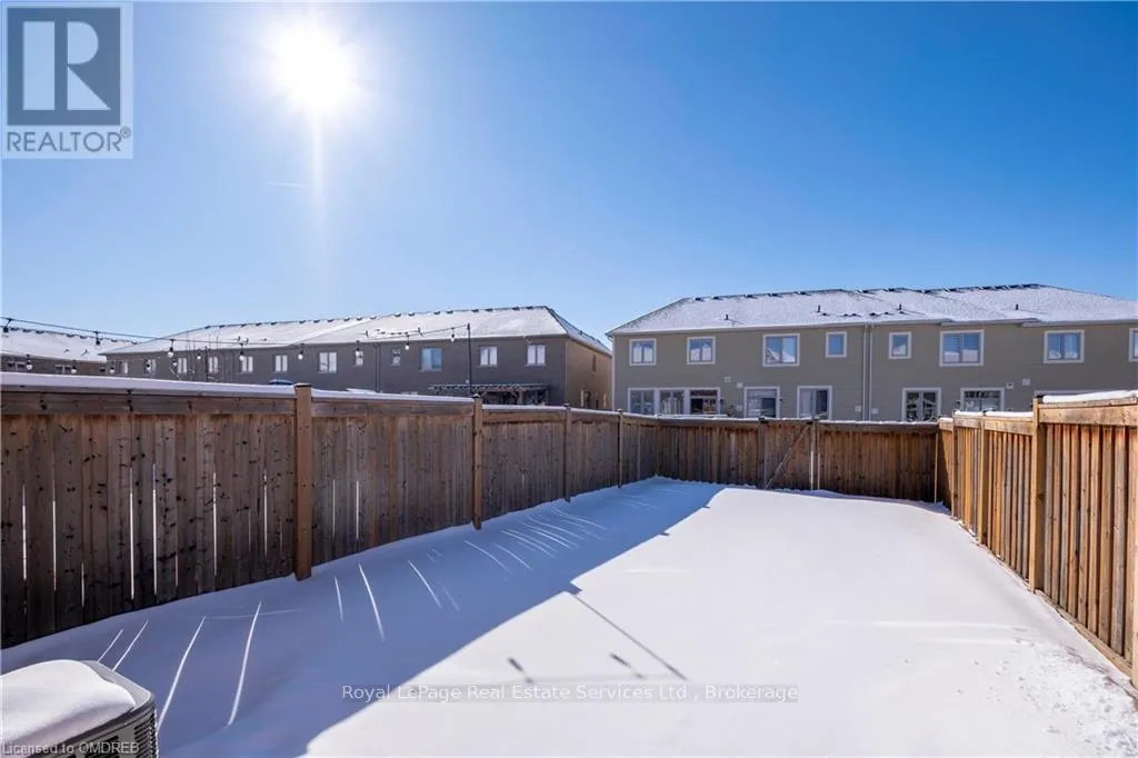 106 HANSON CRESCENT