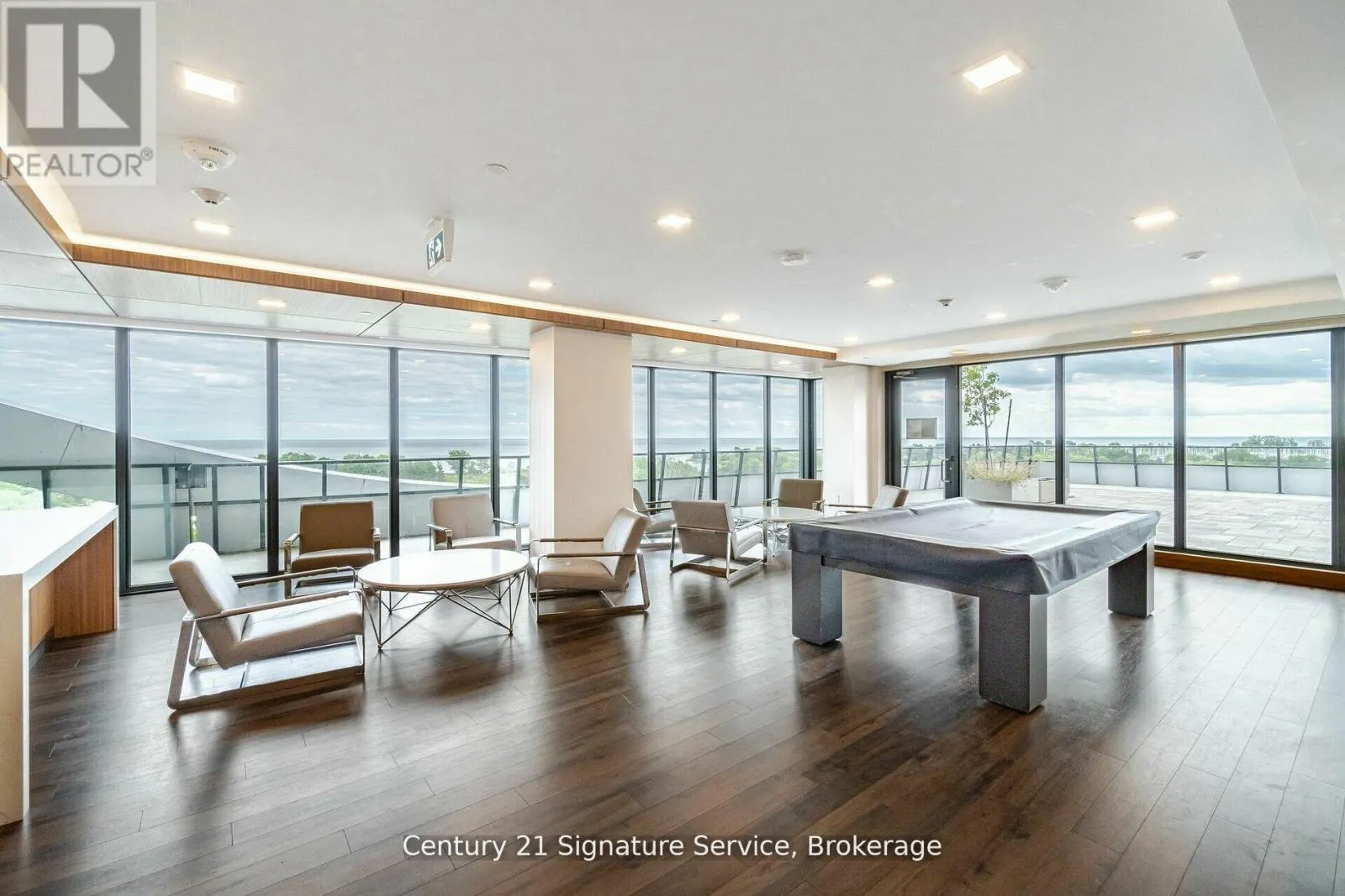 312 - 20 SHORE BREEZE DRIVE