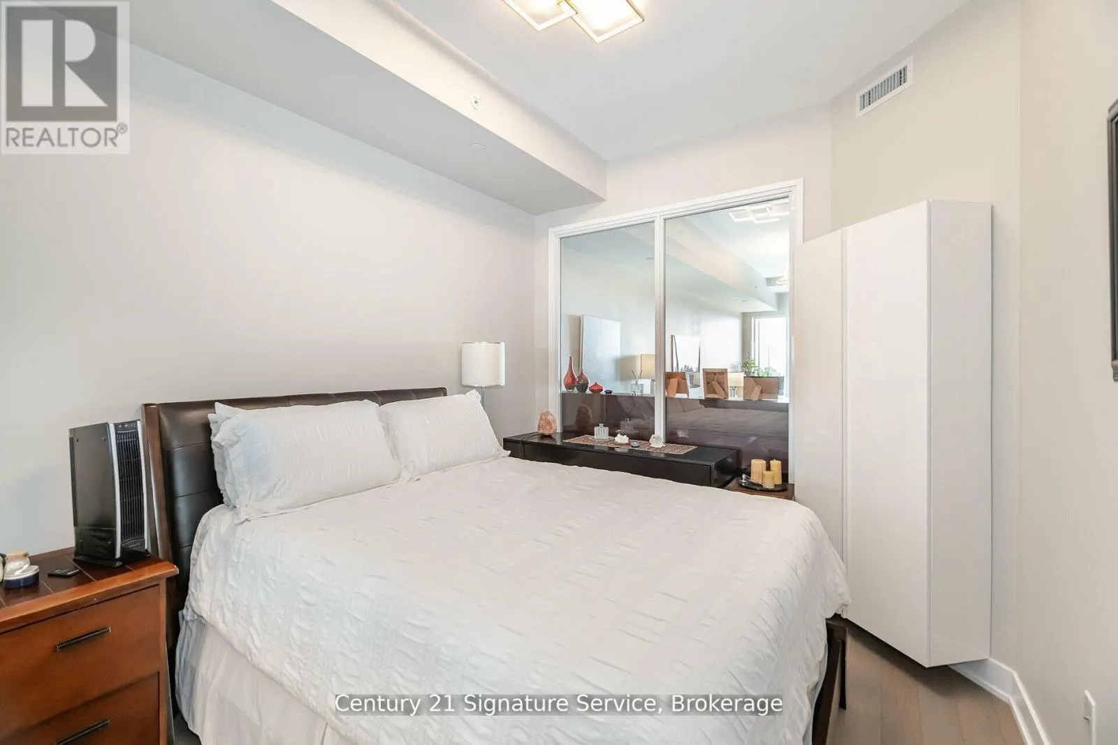 312 - 20 SHORE BREEZE DRIVE