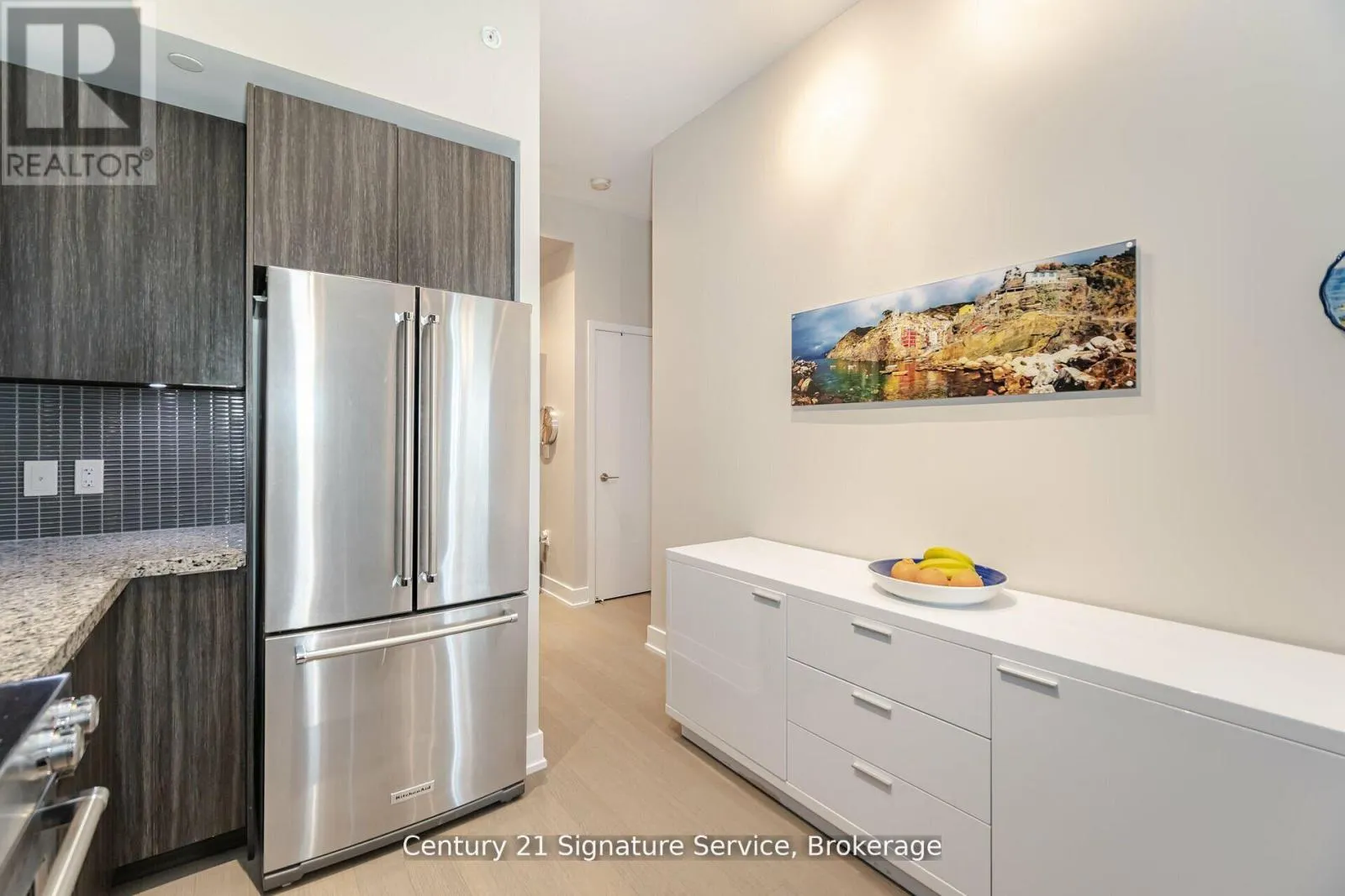 312 - 20 SHORE BREEZE DRIVE