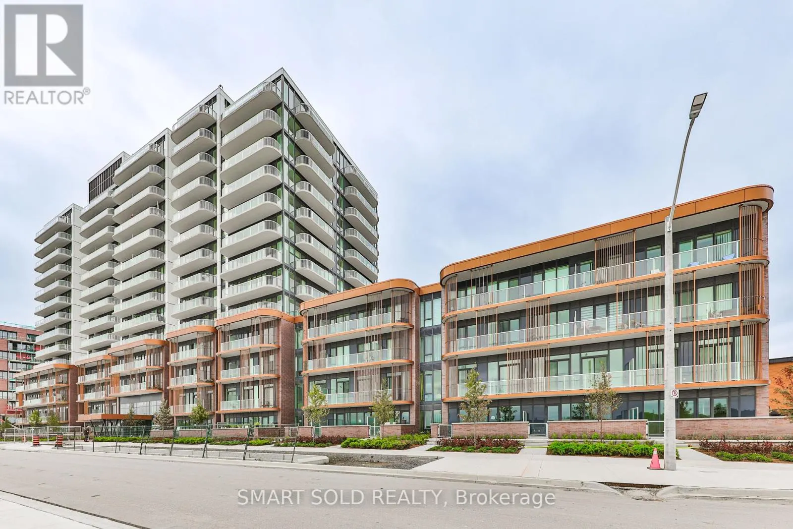 114 - 220 MISSINNIHE WAY