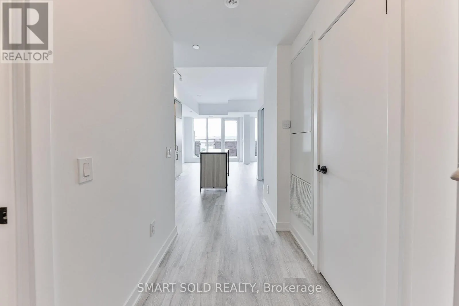 114 - 220 MISSINNIHE WAY