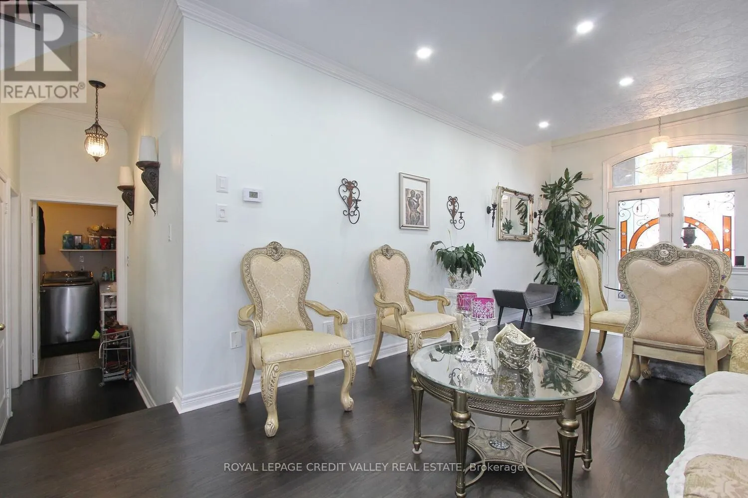 12 HELMAN ROAD