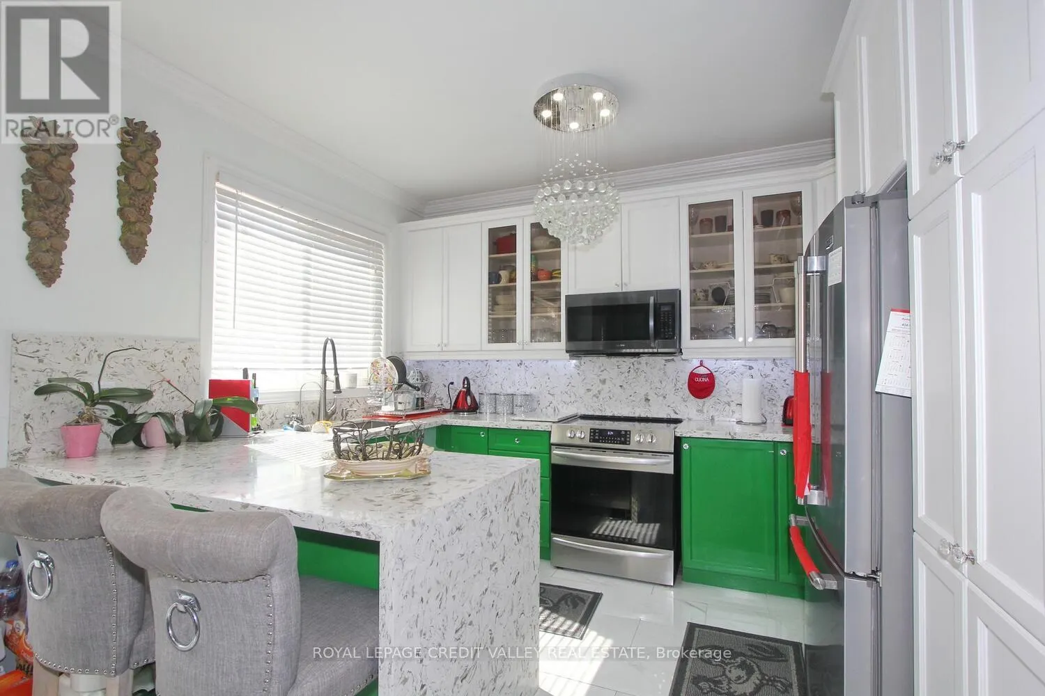 12 HELMAN ROAD