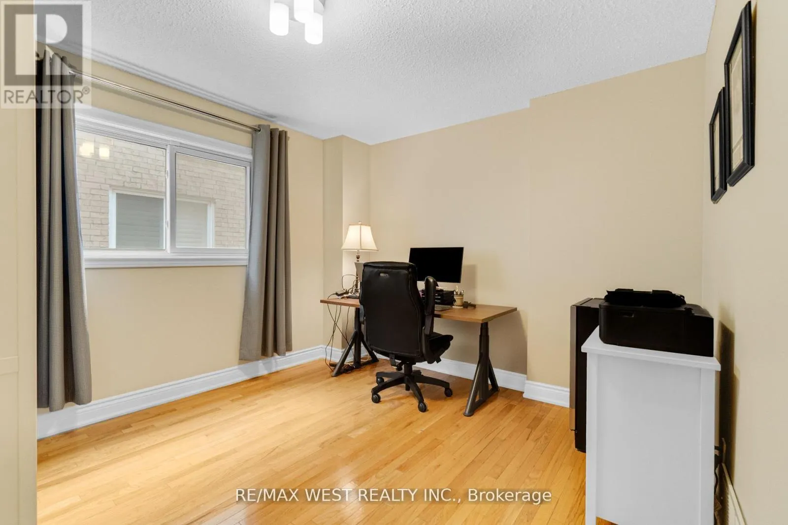 5608 GOLDENBROOK DRIVE
