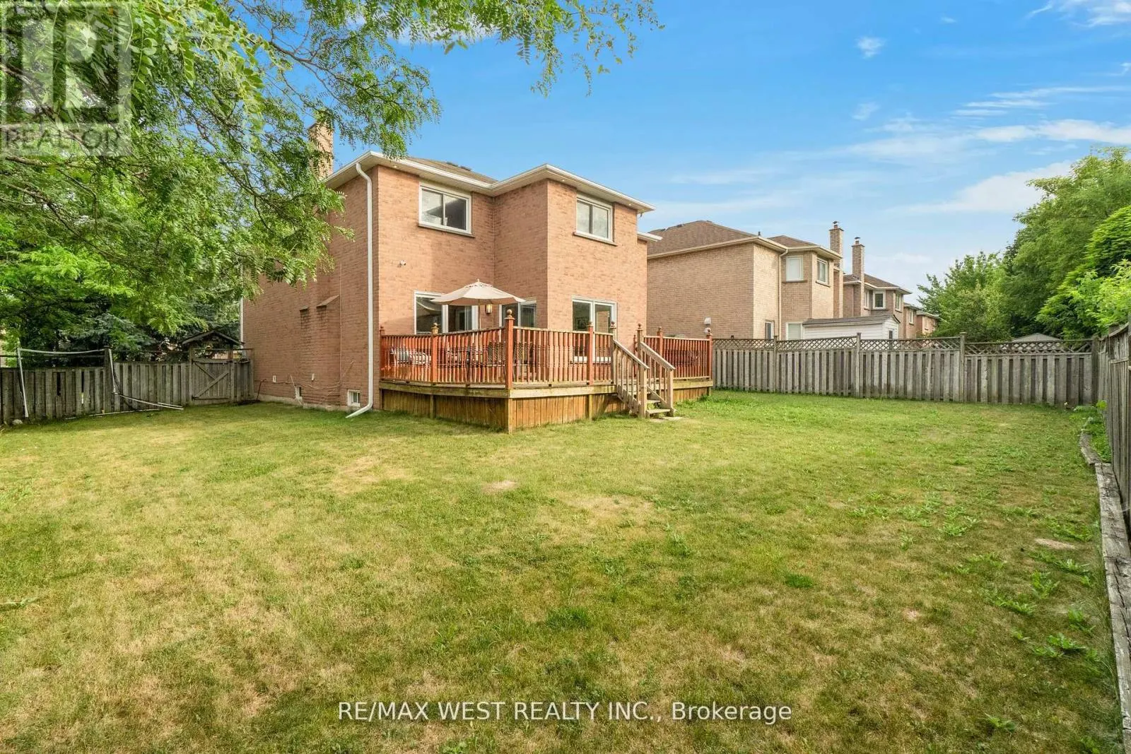5608 GOLDENBROOK DRIVE