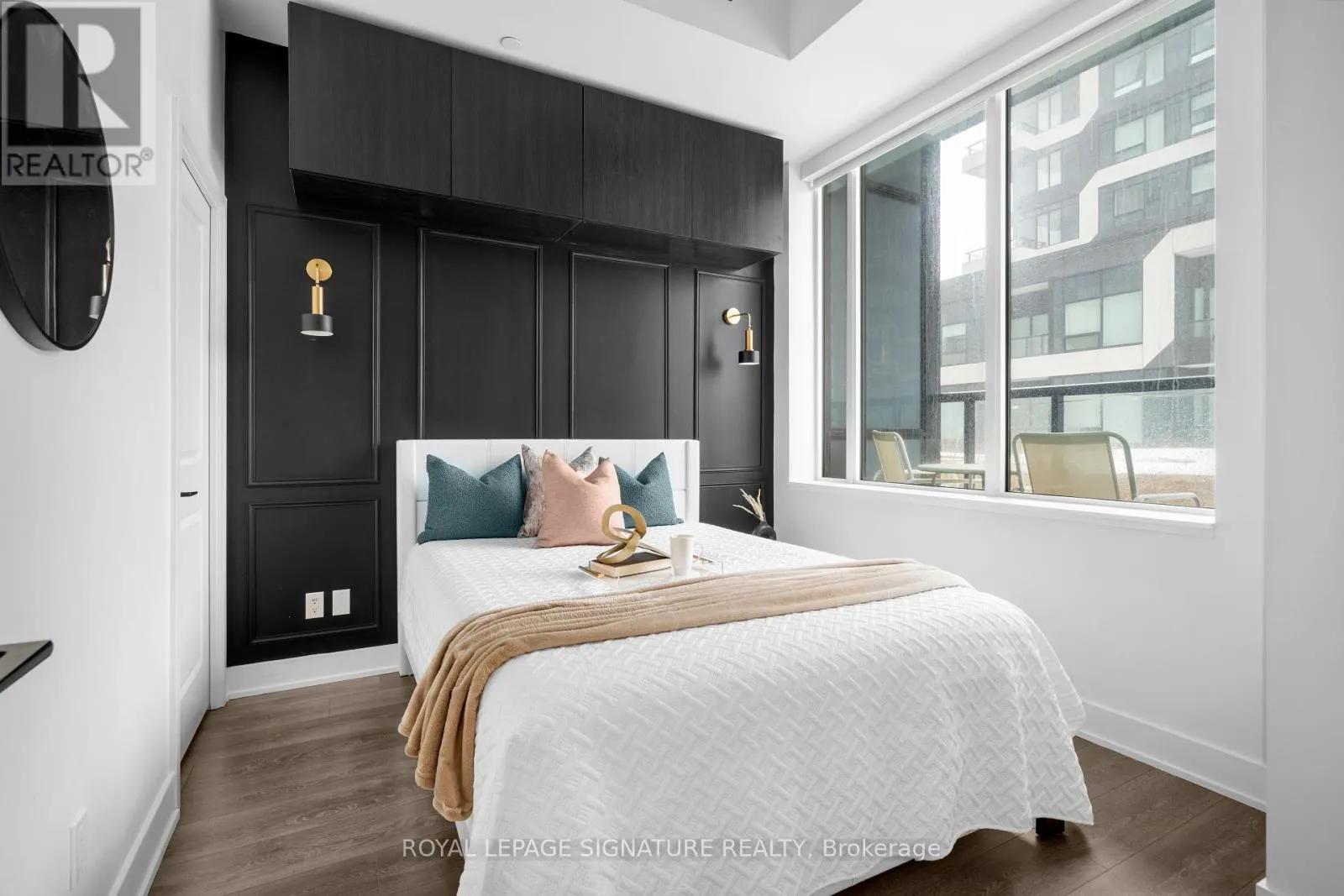 367 - 2481 TAUNTON ROAD