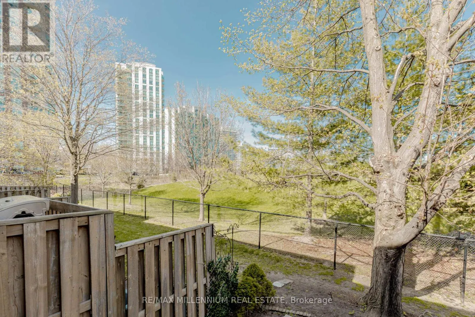 28 - 4605 DONEGAL DRIVE