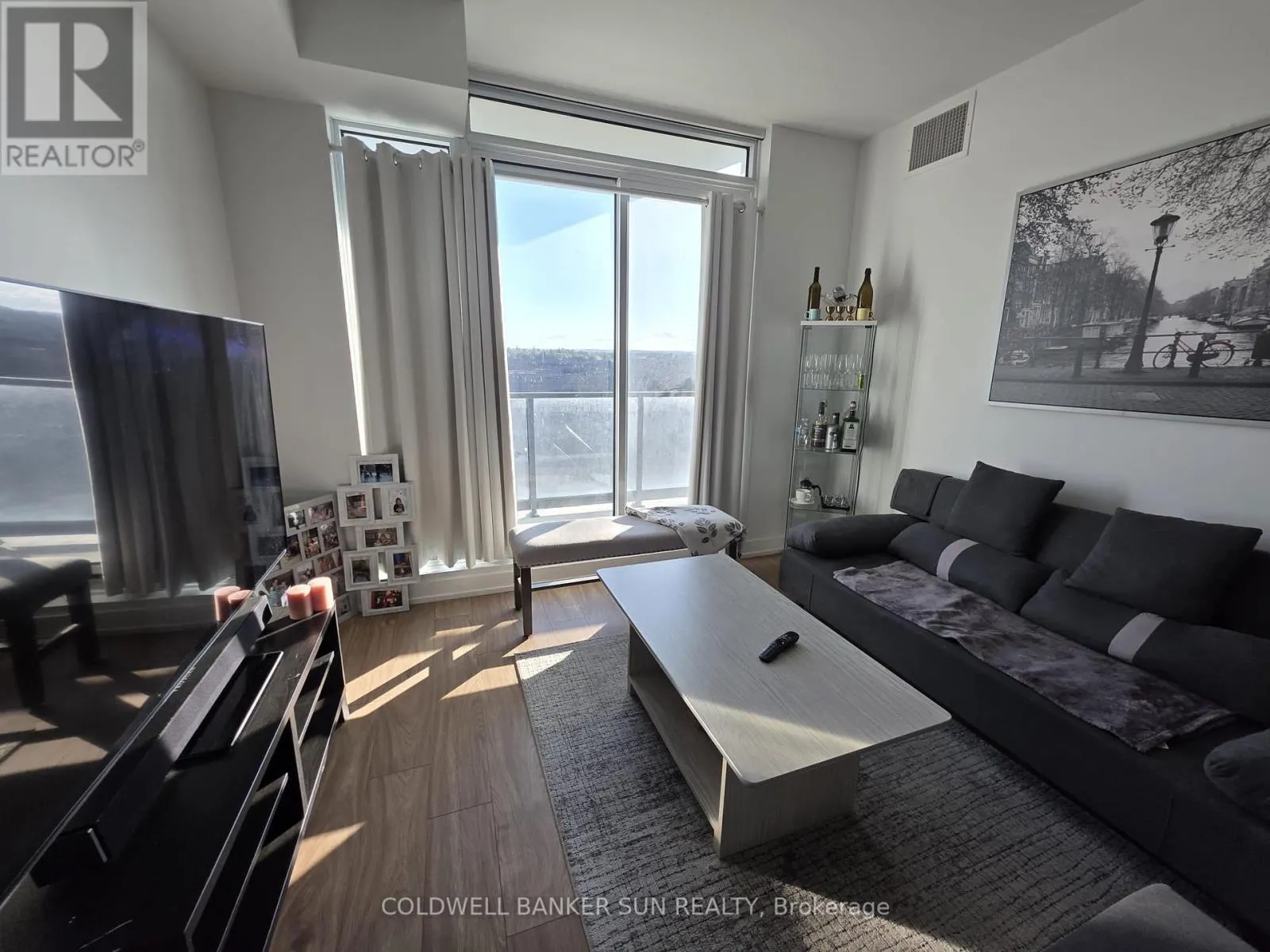 601 - 215 VETERANS DRIVE