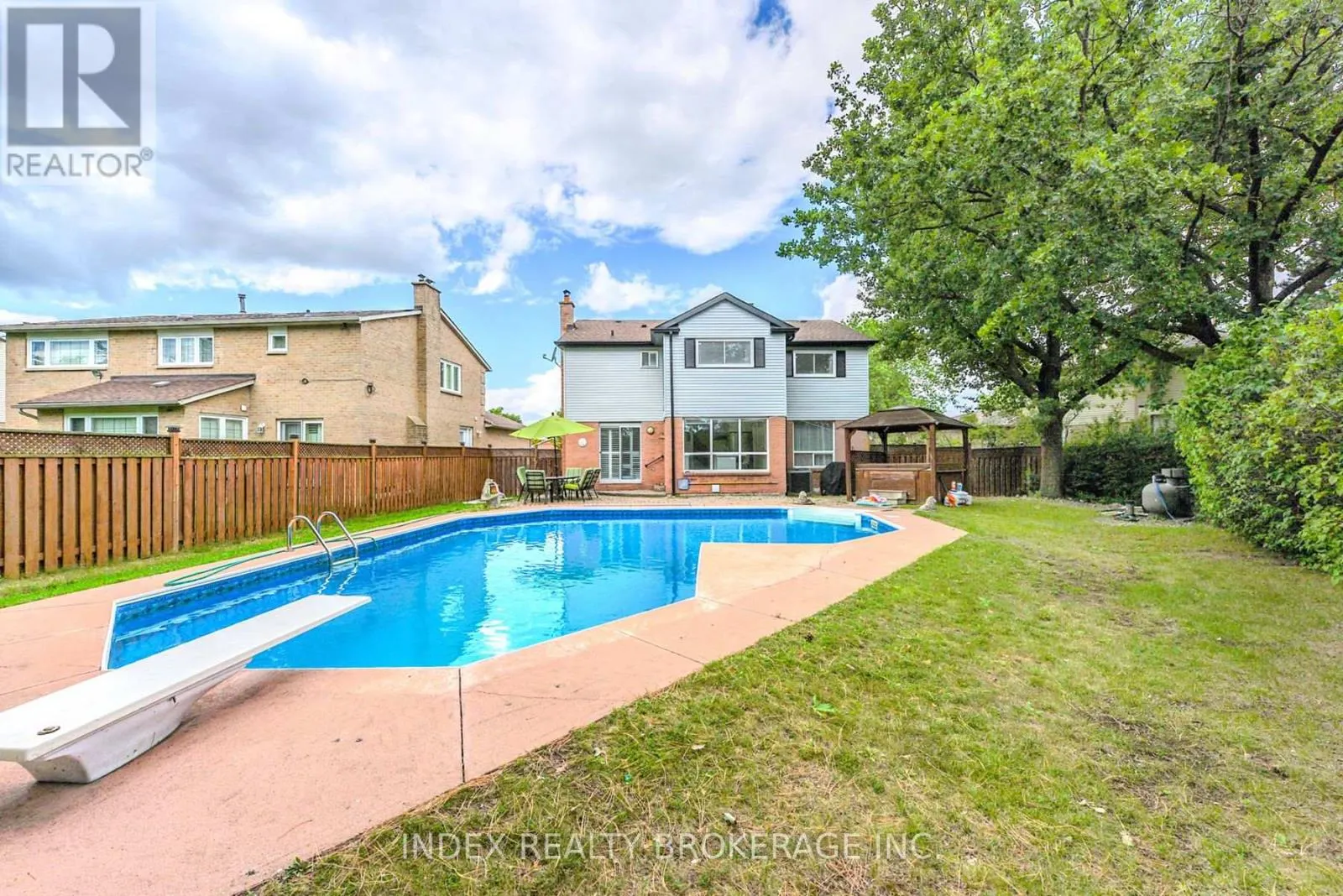 6101 EDENWOOD DRIVE