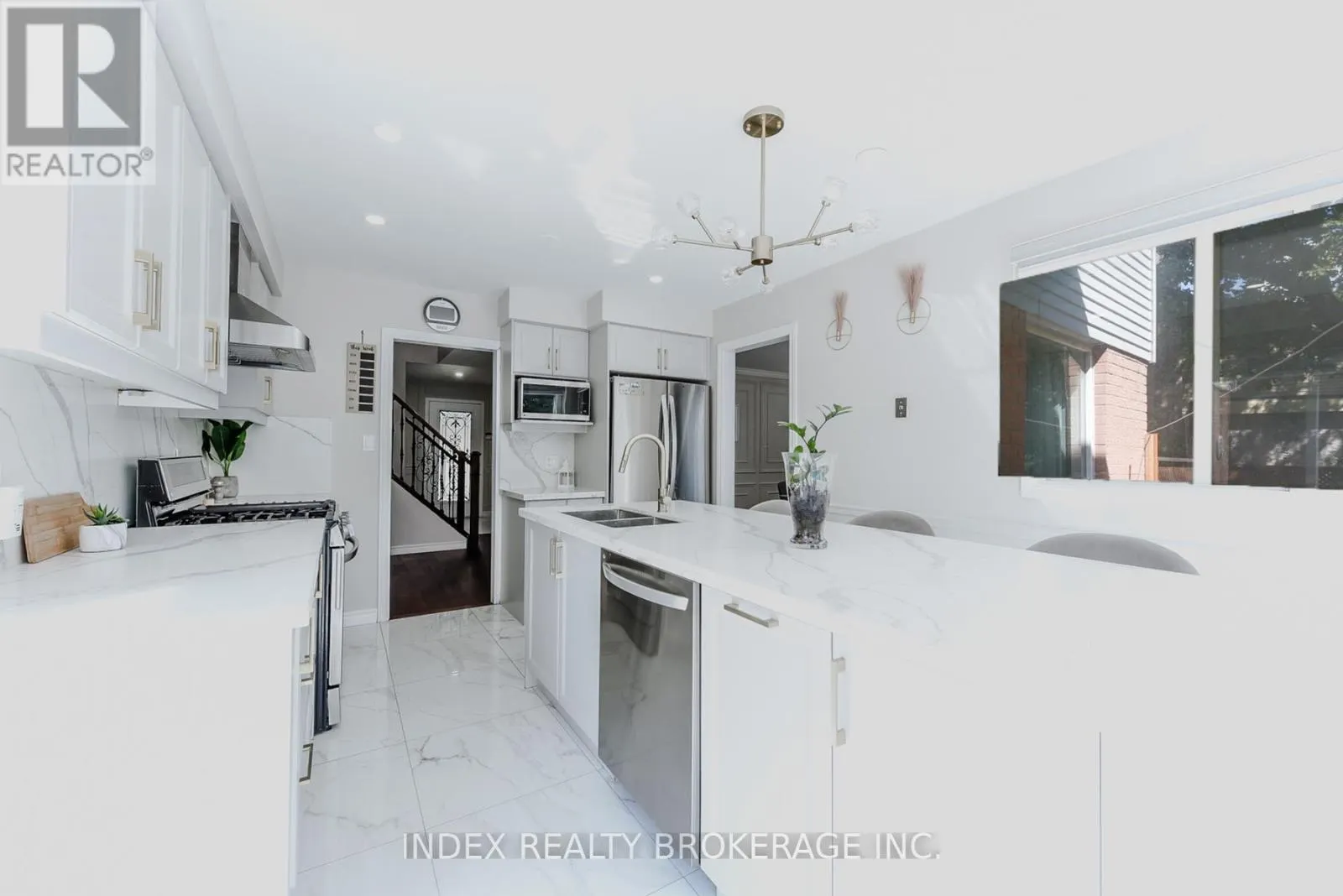 6101 EDENWOOD DRIVE