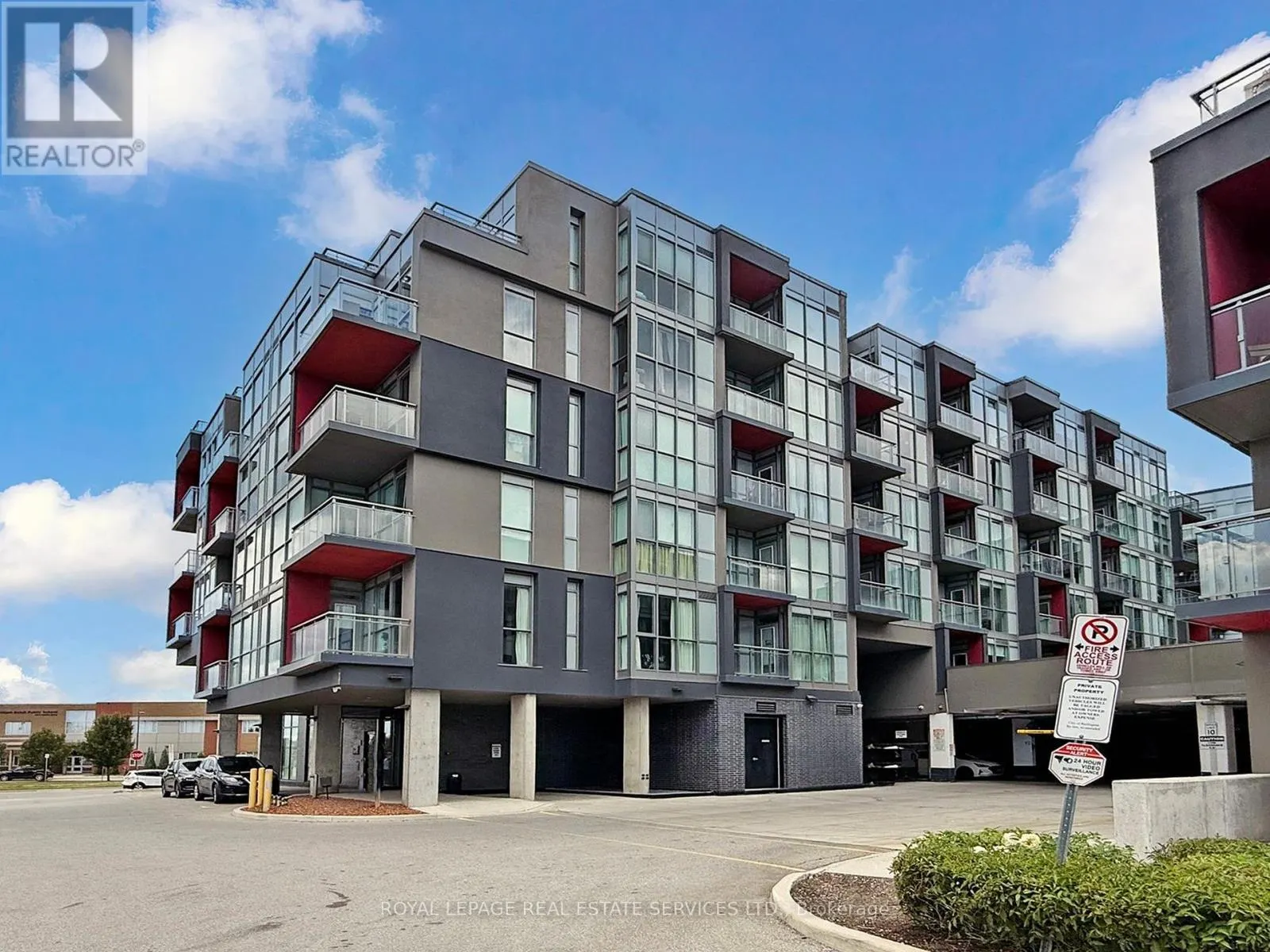 625A - 5230 DUNDAS STREET