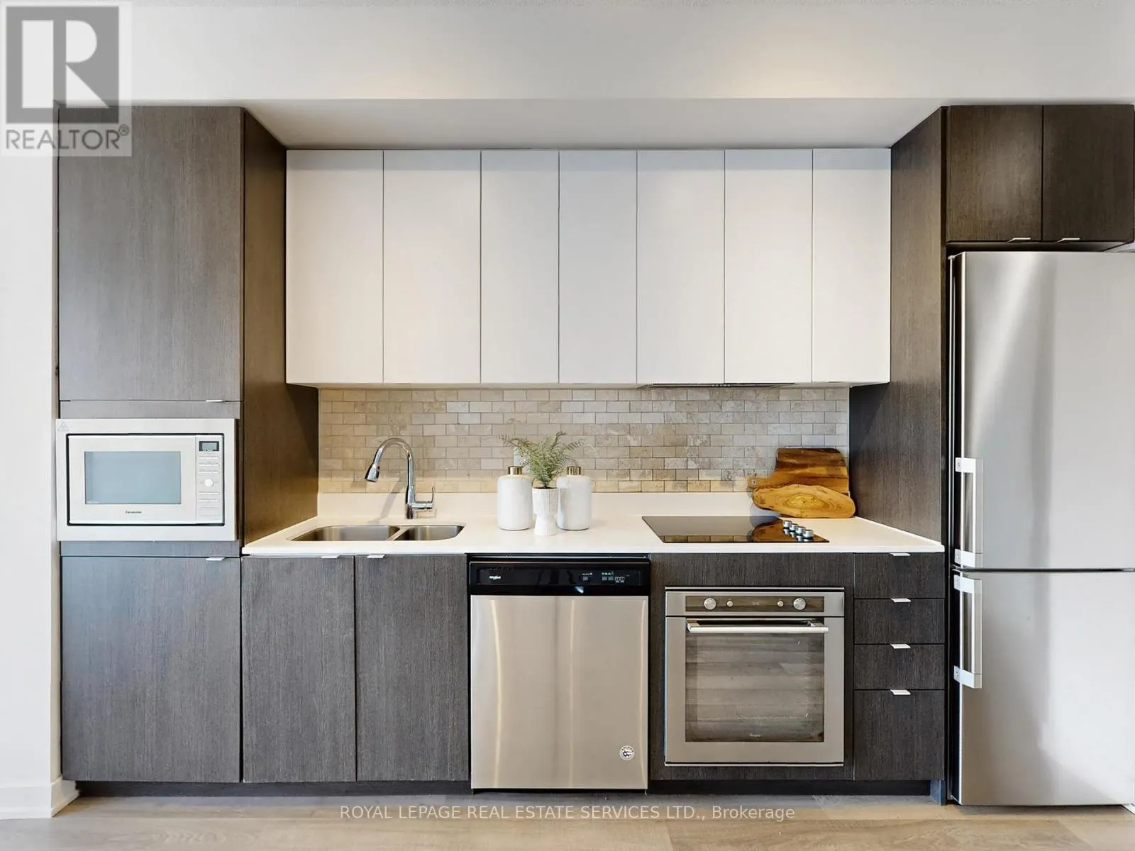 625A - 5230 DUNDAS STREET