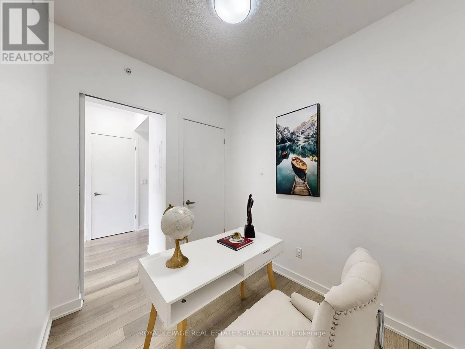 625A - 5230 DUNDAS STREET