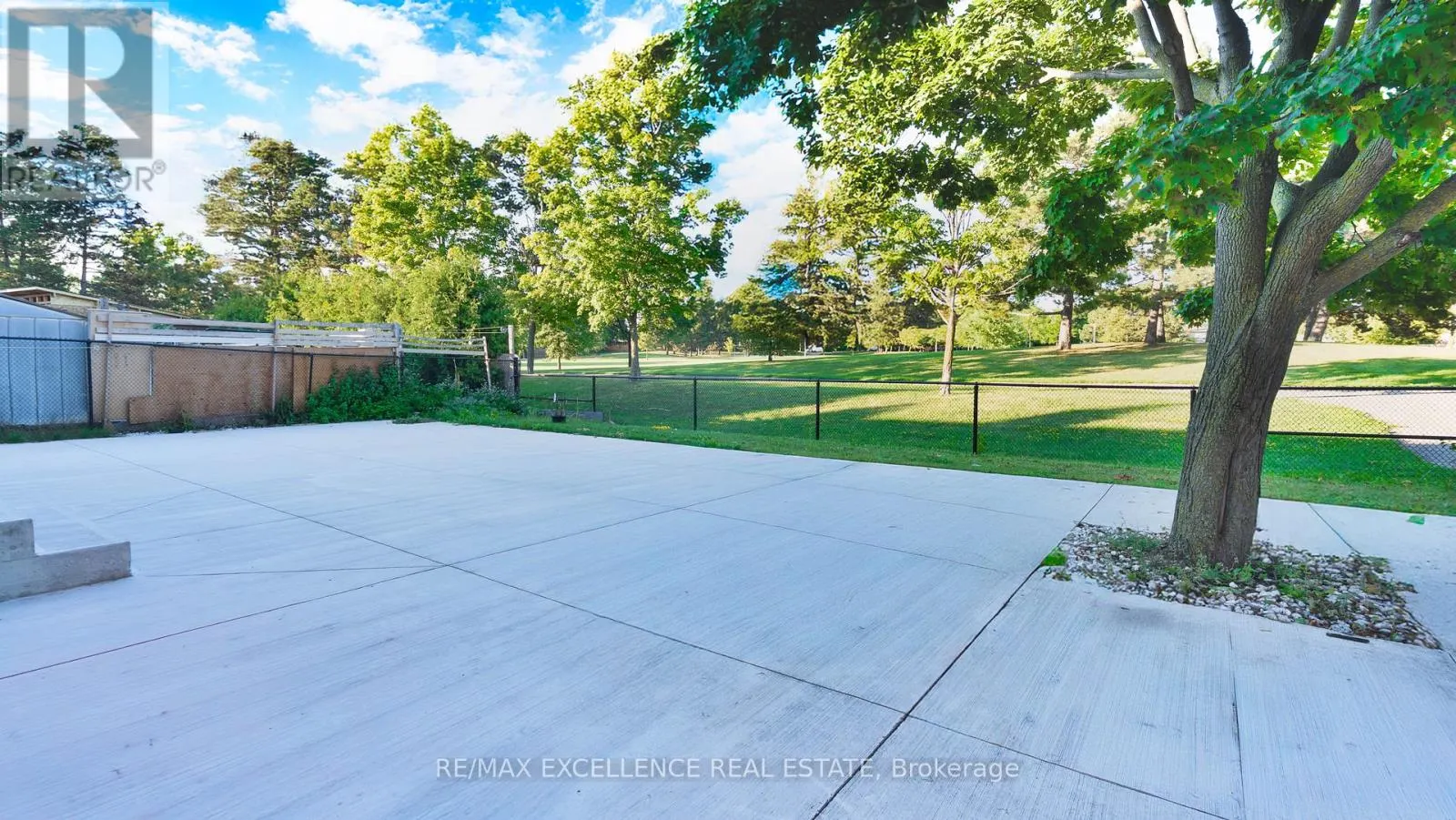 280 HANSEN ROAD N