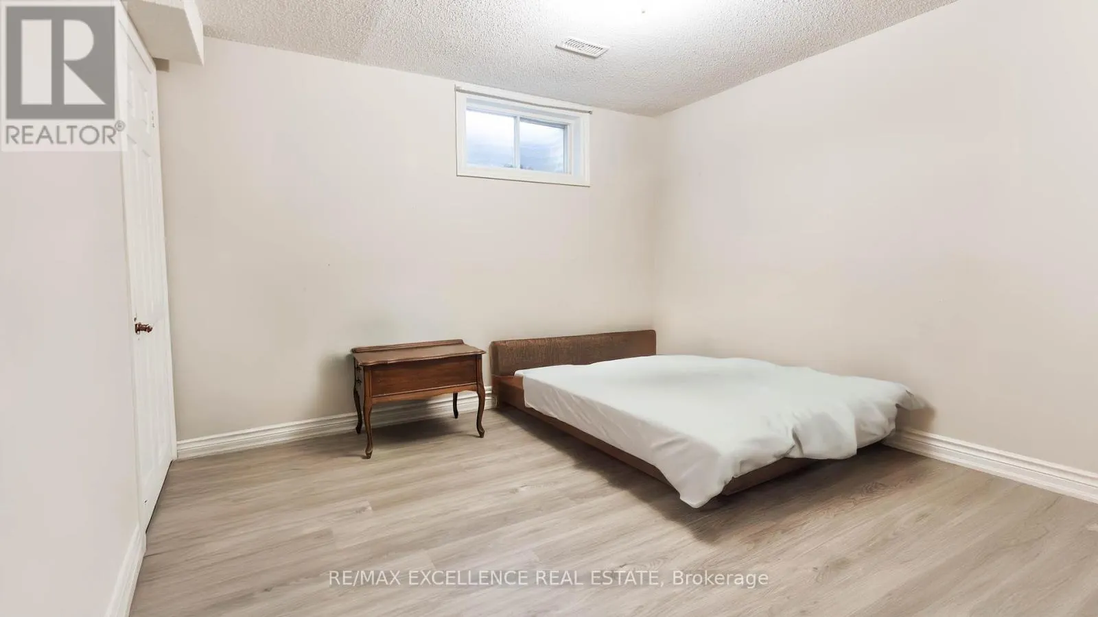 280 HANSEN ROAD N