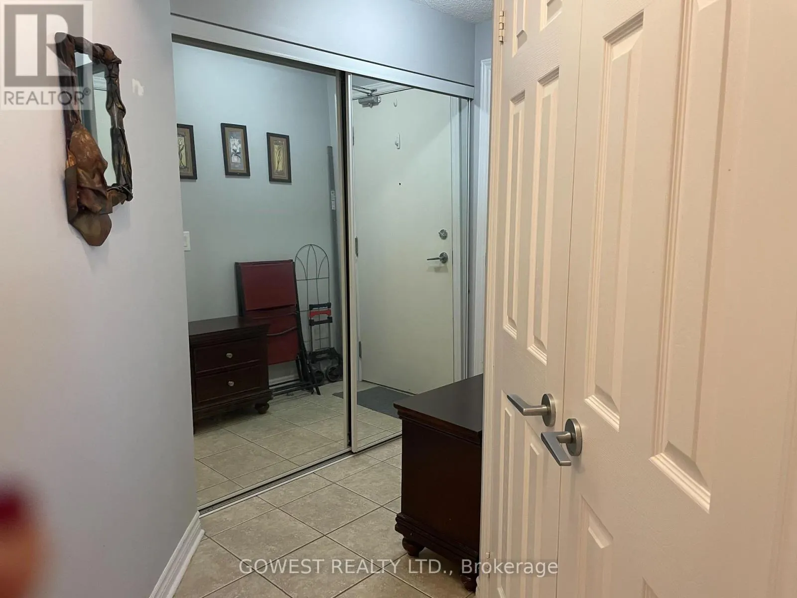 909 - 2379 CENTRAL PARK DRIVE
