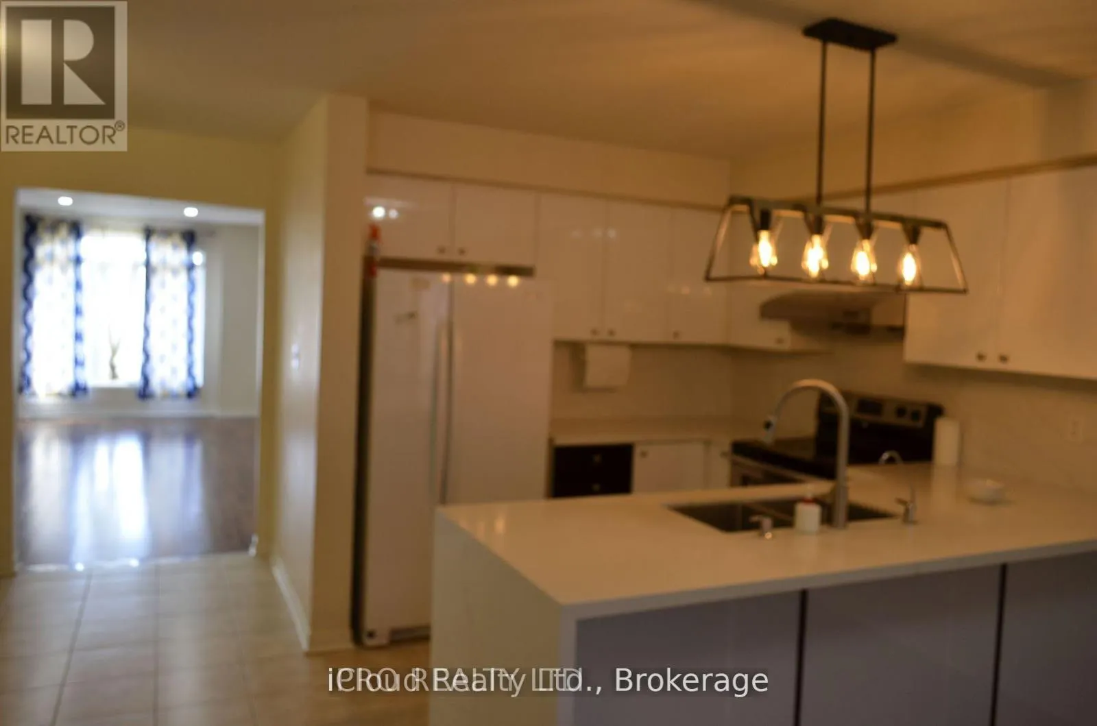 MAIN - 319 ASPENDALE CRESCENT
