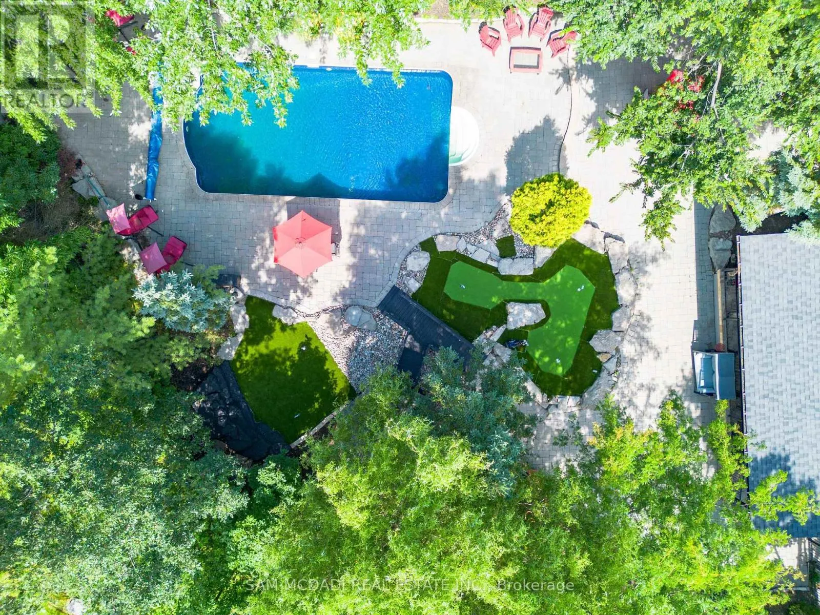 1540 MISSISSAUGA ROAD