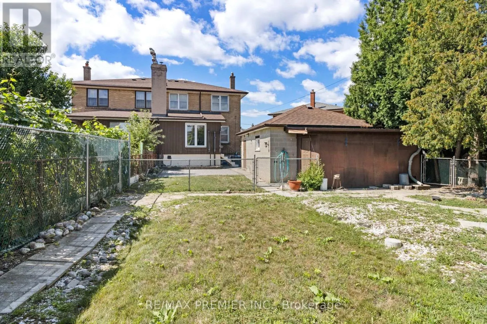 79 PAMILLE PLACE