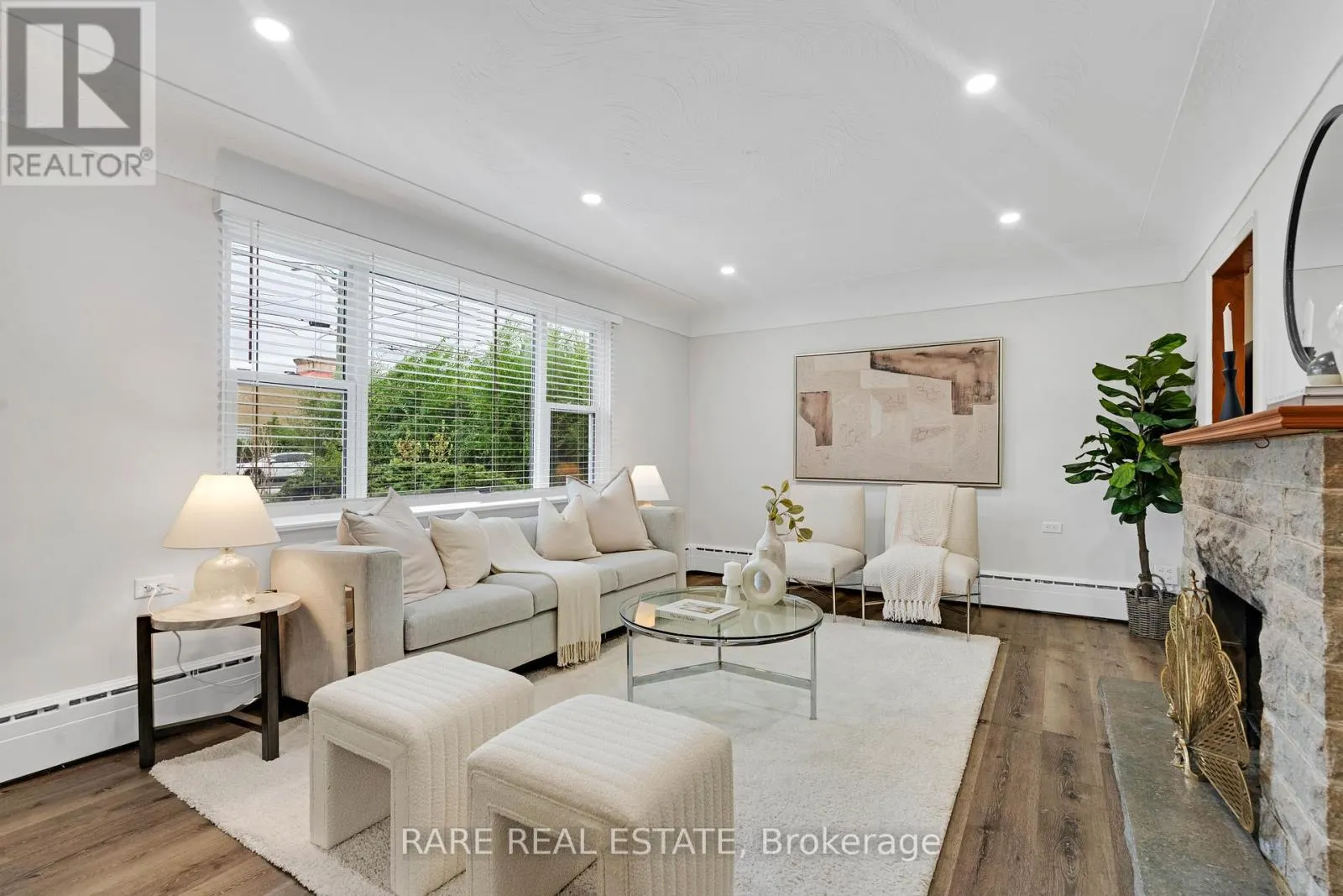 2073 LEIGHLAND ROAD